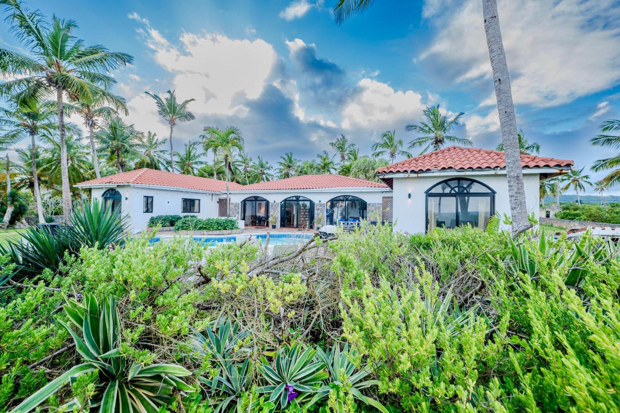 Palm House - Luxury Villa - Samana - Ocean Front Sanchez Exterior photo