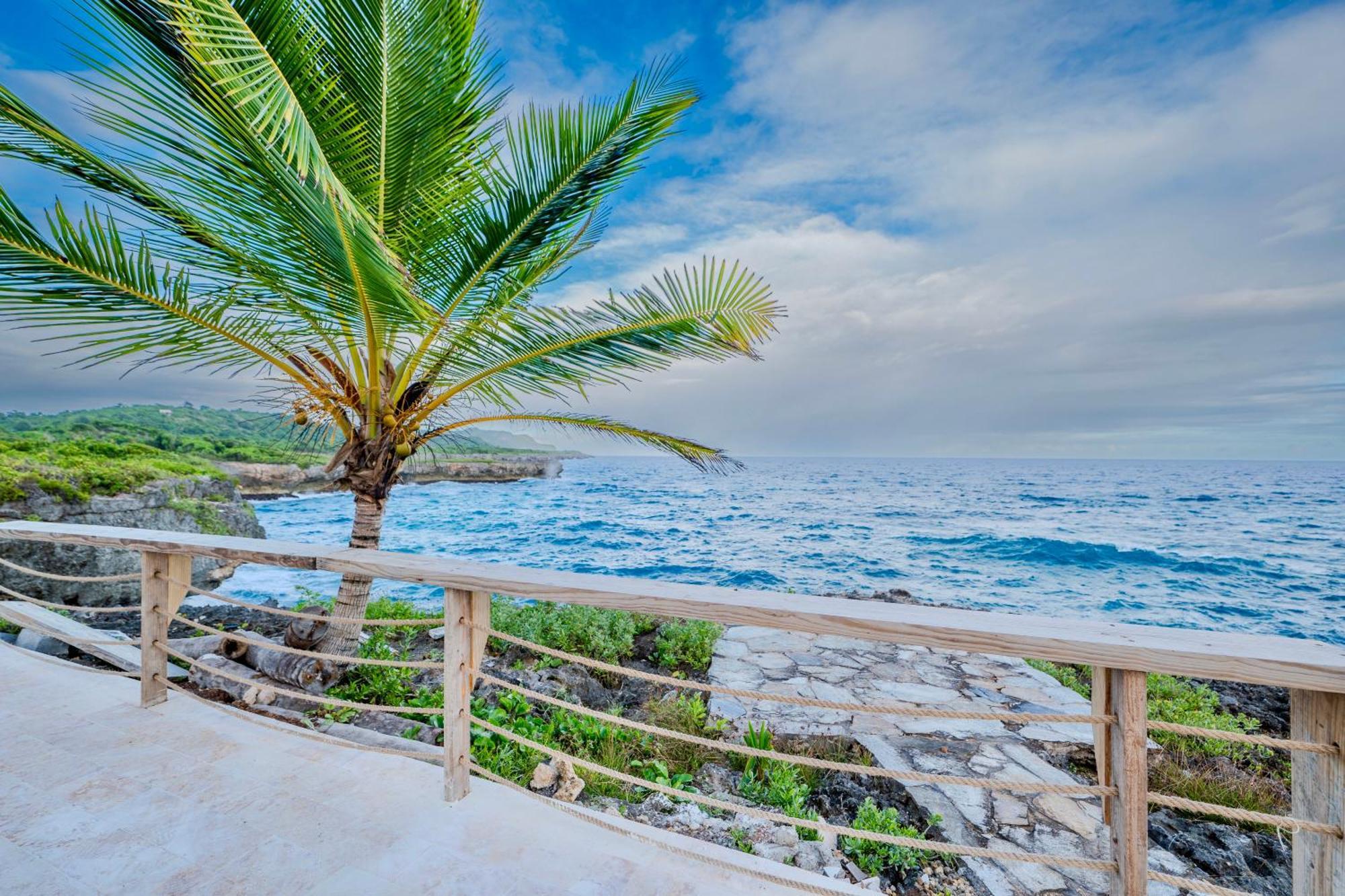 Palm House - Luxury Villa - Samana - Ocean Front Sanchez Exterior photo